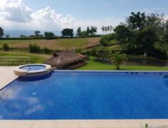 Espectacular finca  para grandes grupos y eventos - Finca en Pereira, Risaralda